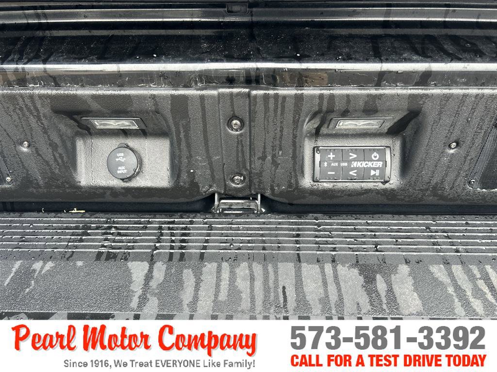 Certified 2022 GMC Sierra 2500 AT4 w/ AT4 Premium Plus Package image 7