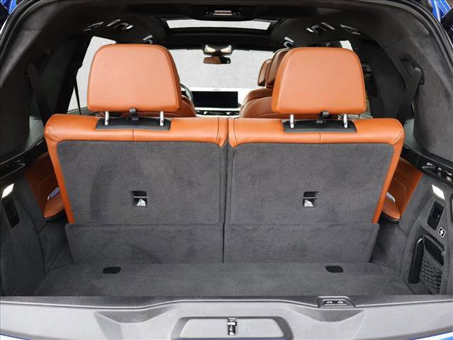 Used 2023 BMW X7 M60i w/ Executive Package image 6