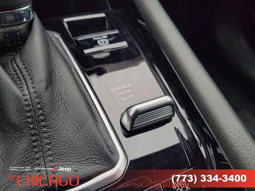 New 2026 Jeep Compass Latitude image 32