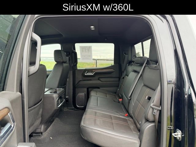 Used 2023 Chevrolet Silverado 1500 High Country w/ Technology Package image 9