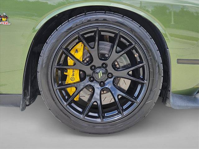 Used 2018 Dodge Challenger R/T Scat Pack RWD image 24