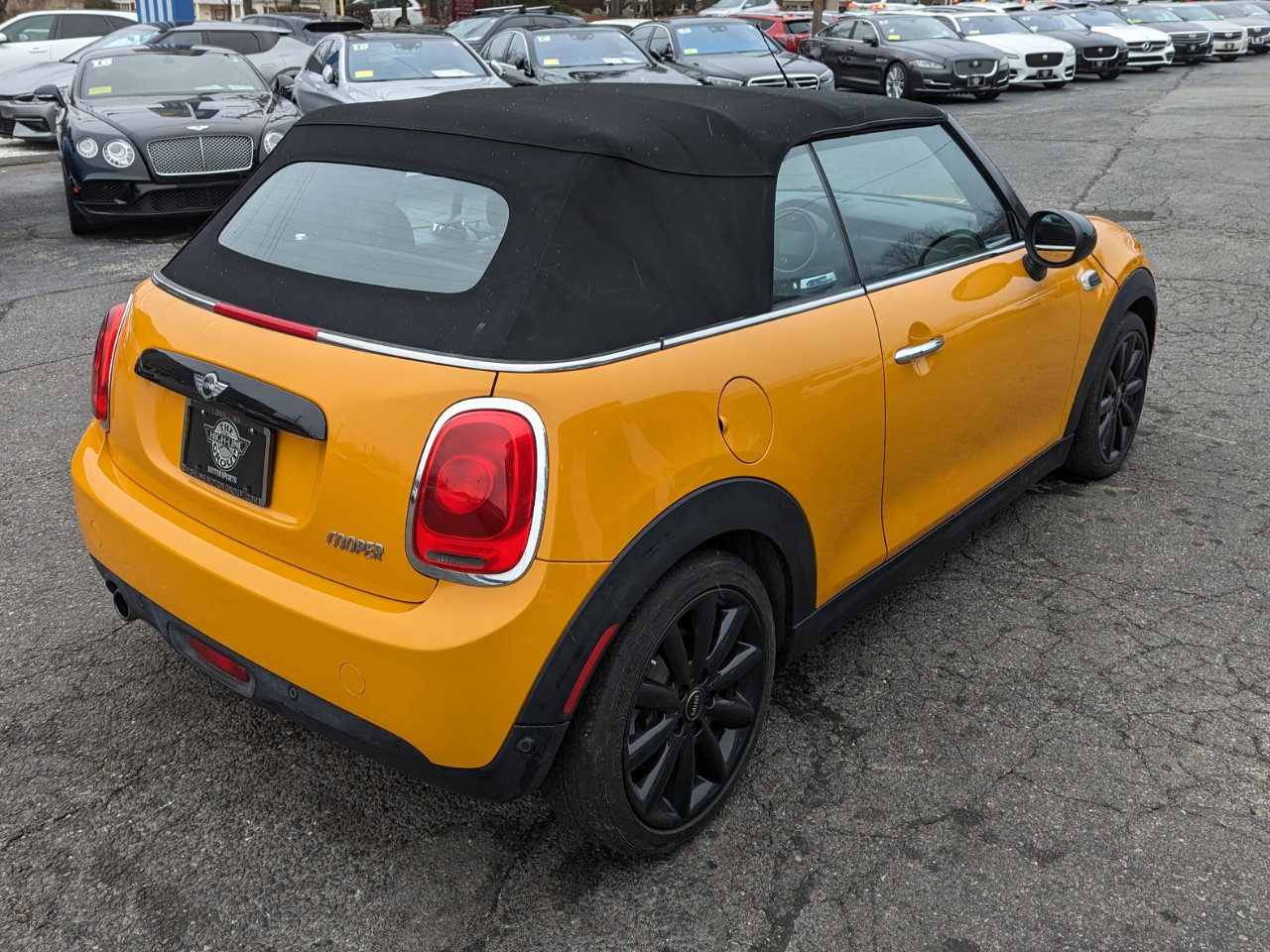 Used 2018 MINI Cooper Convertible image 7