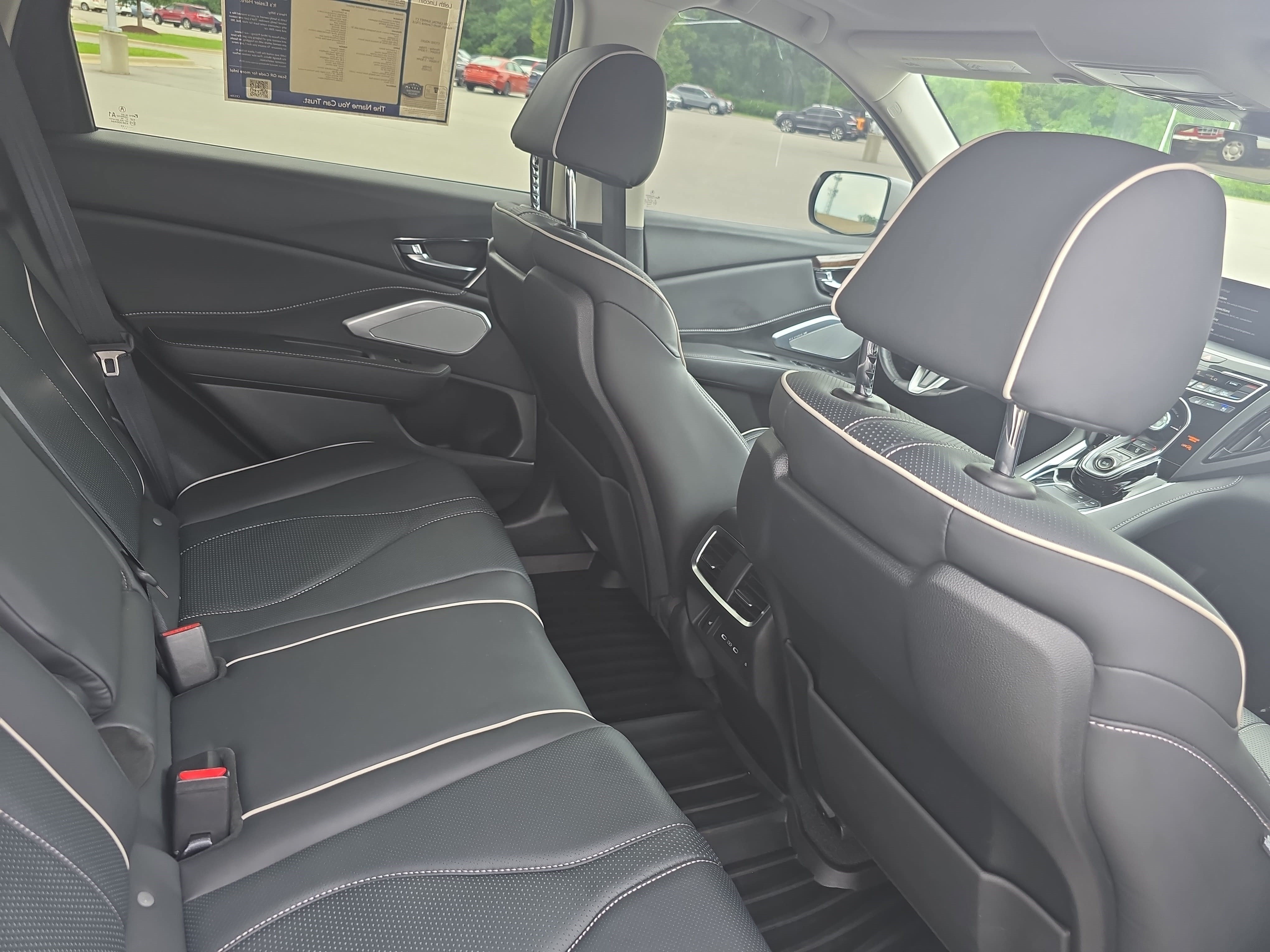 Used 2024 Acura RDX w/ Advance Package AWD/4WD image 11
