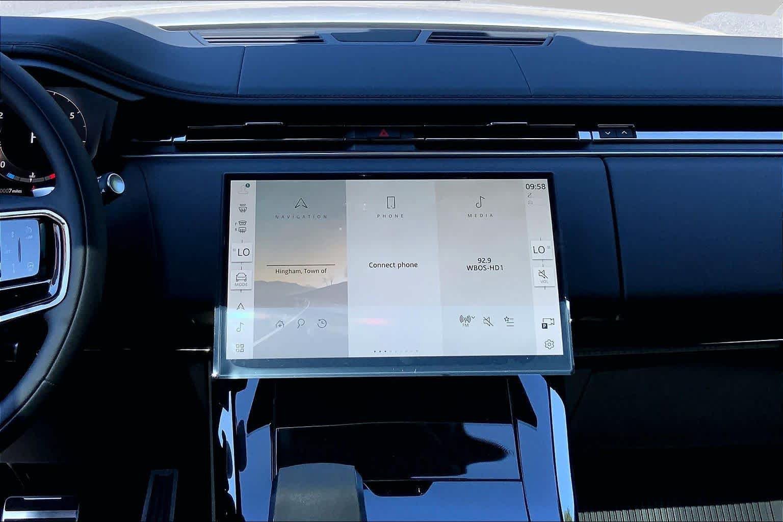 New 2026 Land Rover Range Rover Sport Dynamic SE AWD/4WD image 8