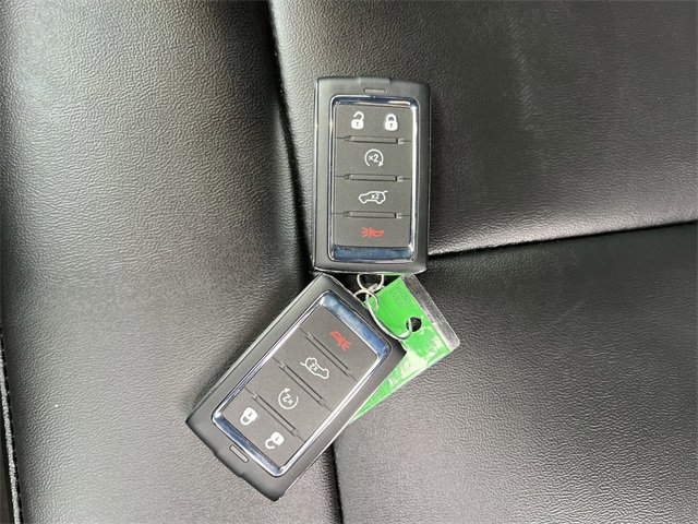 Used 2025 Jeep Grand Cherokee Limited image 25