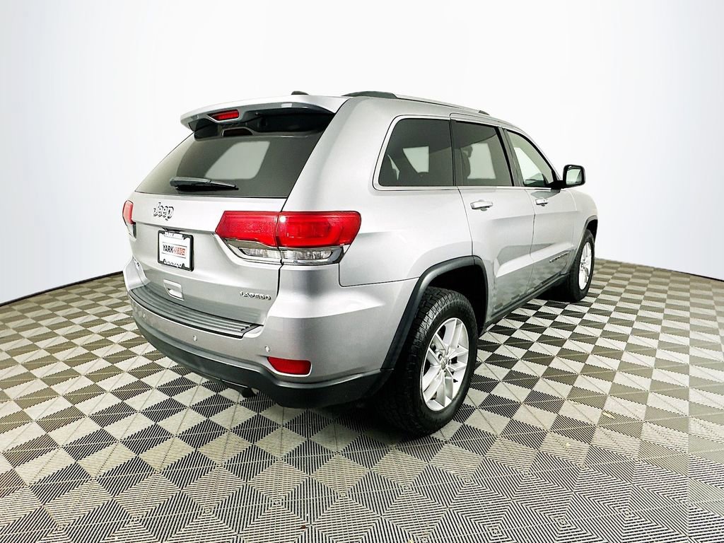 Certified 2017 Jeep Grand Cherokee Laredo w/ Quick Order Package 23E AWD/4WD image 10