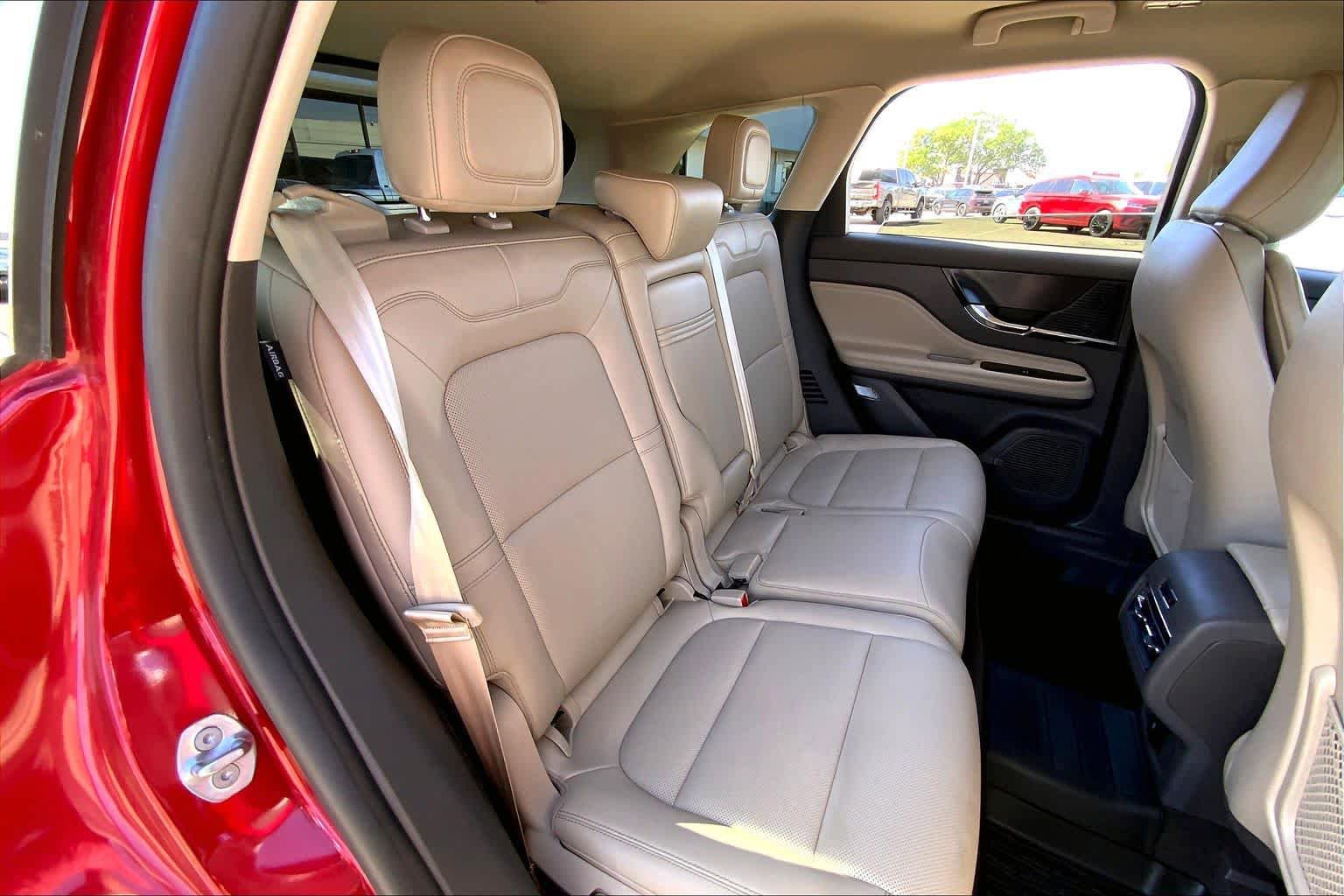 Certified 2022 Lincoln Corsair AWD w/ Equipment Group 101A image 20