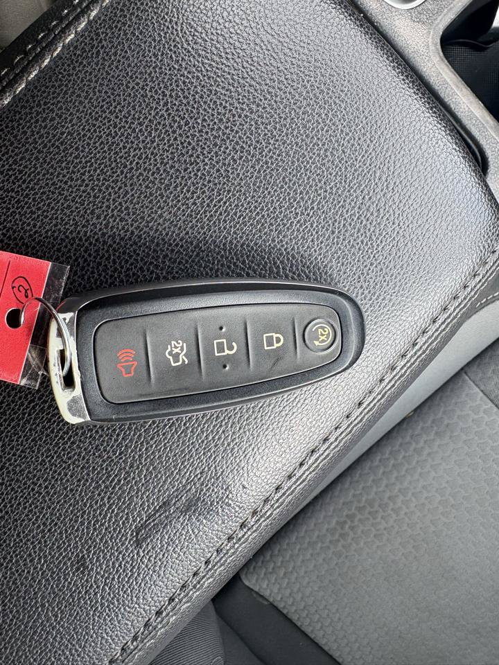 Used 2019 Ford Escape SE AWD/4WD image 19