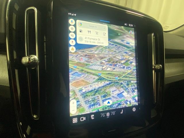 Used 2025 Volvo XC40 B5 Core AWD/4WD image 19