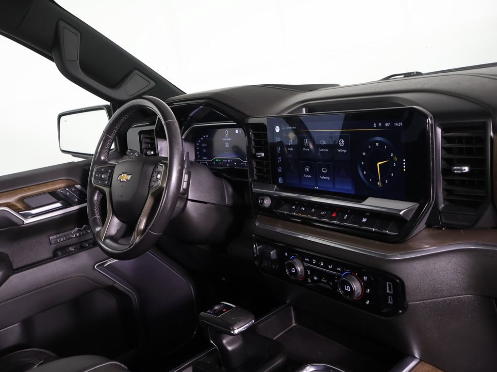 Used 2022 Chevrolet Silverado 1500 High Country w/ High Country Premium Package AWD/4WD image 26