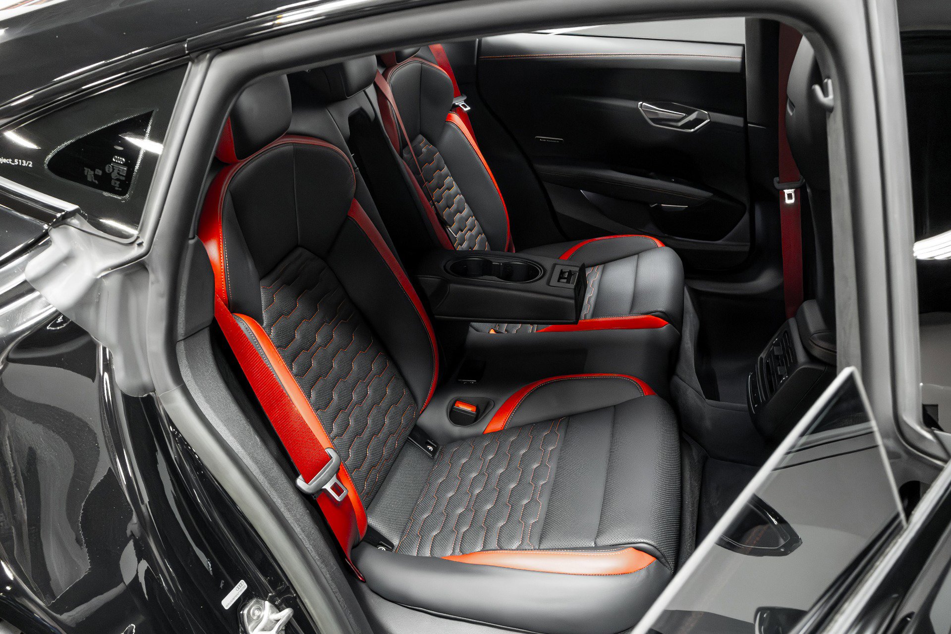 Used 2023 Audi RS e-tron GT image 26