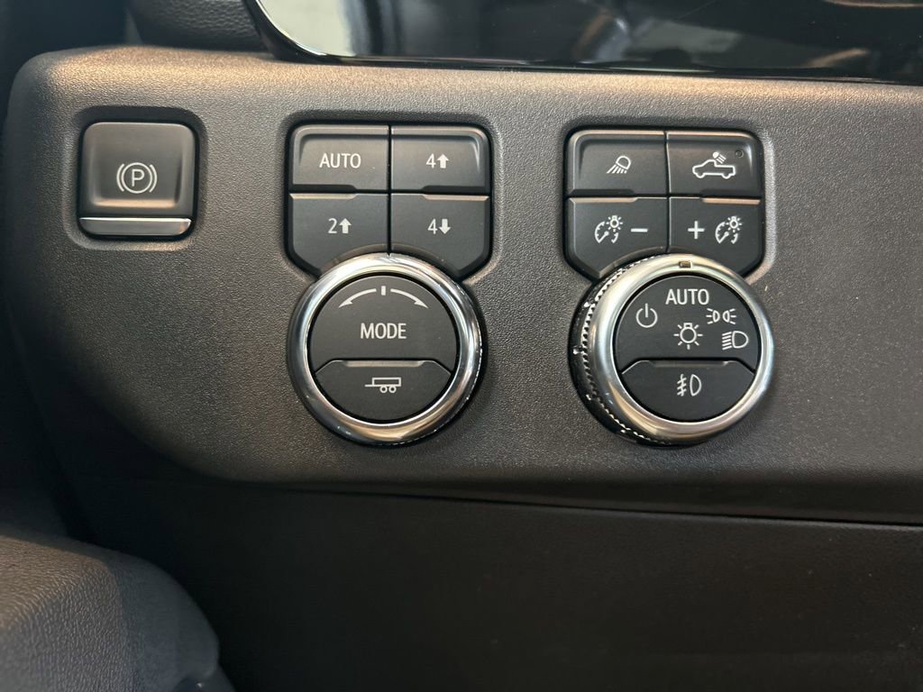 Used 2023 GMC Sierra 1500 SLT w/ SLT Premium Package image 23