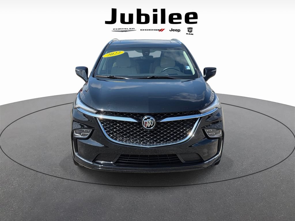 Used 2022 Buick Enclave Avenir w/ Avenir Technology Package FWD image 2