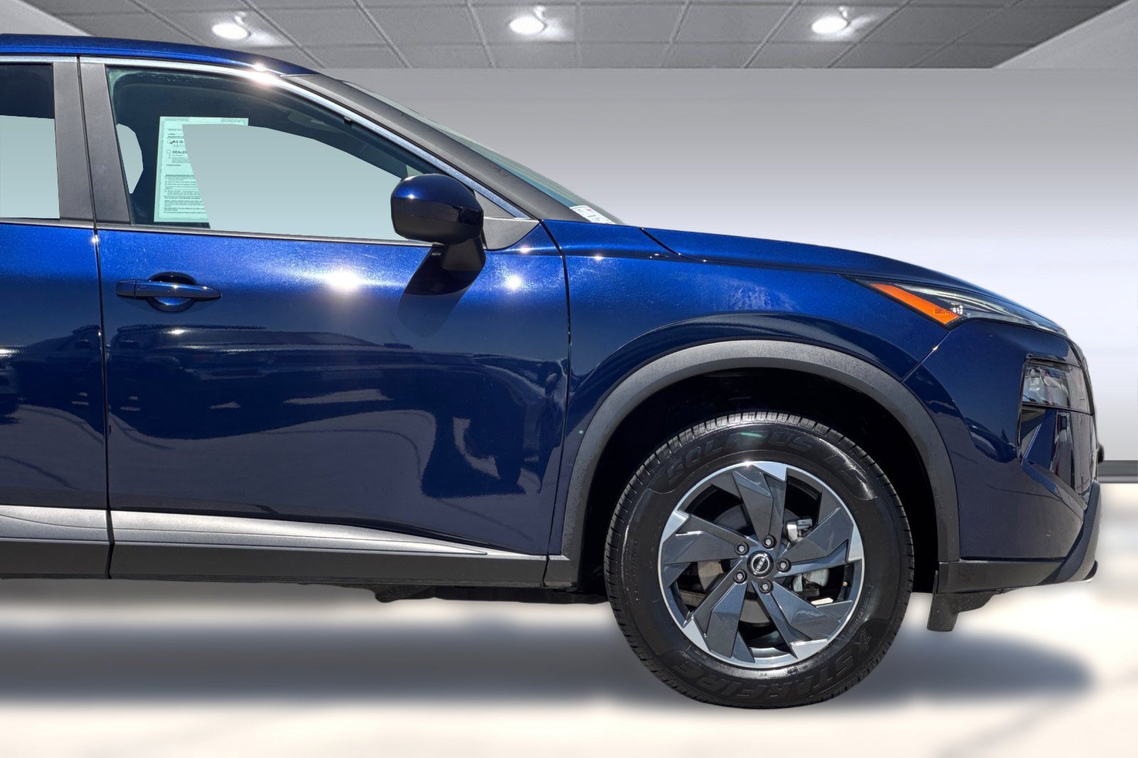 Used 2025 Nissan Rogue SV AWD/4WD image 34