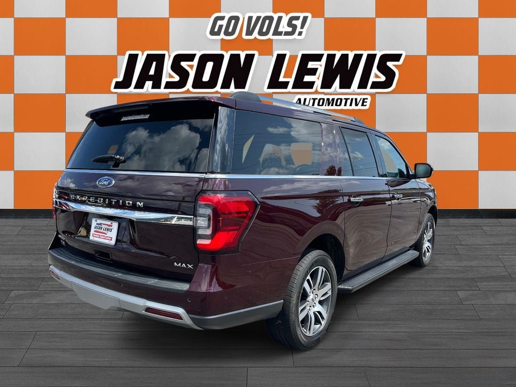 Used 2024 Ford Expedition Max Limited AWD/4WD image 3