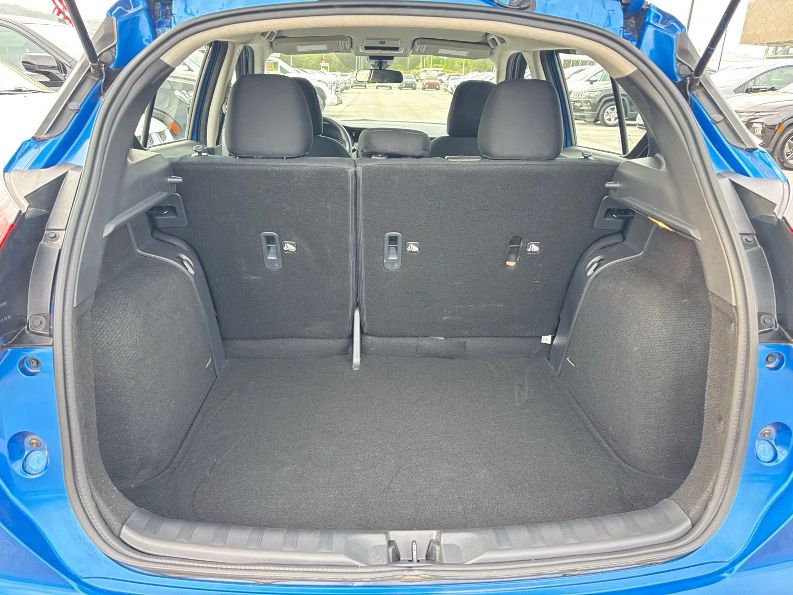 Used 2024 Nissan Kicks SV image 26