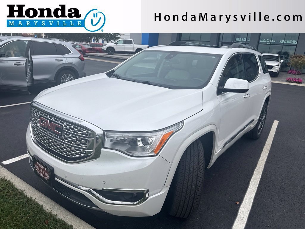 Used 2017 GMC Acadia Denali w/ Technology Package AWD/4WD image 1