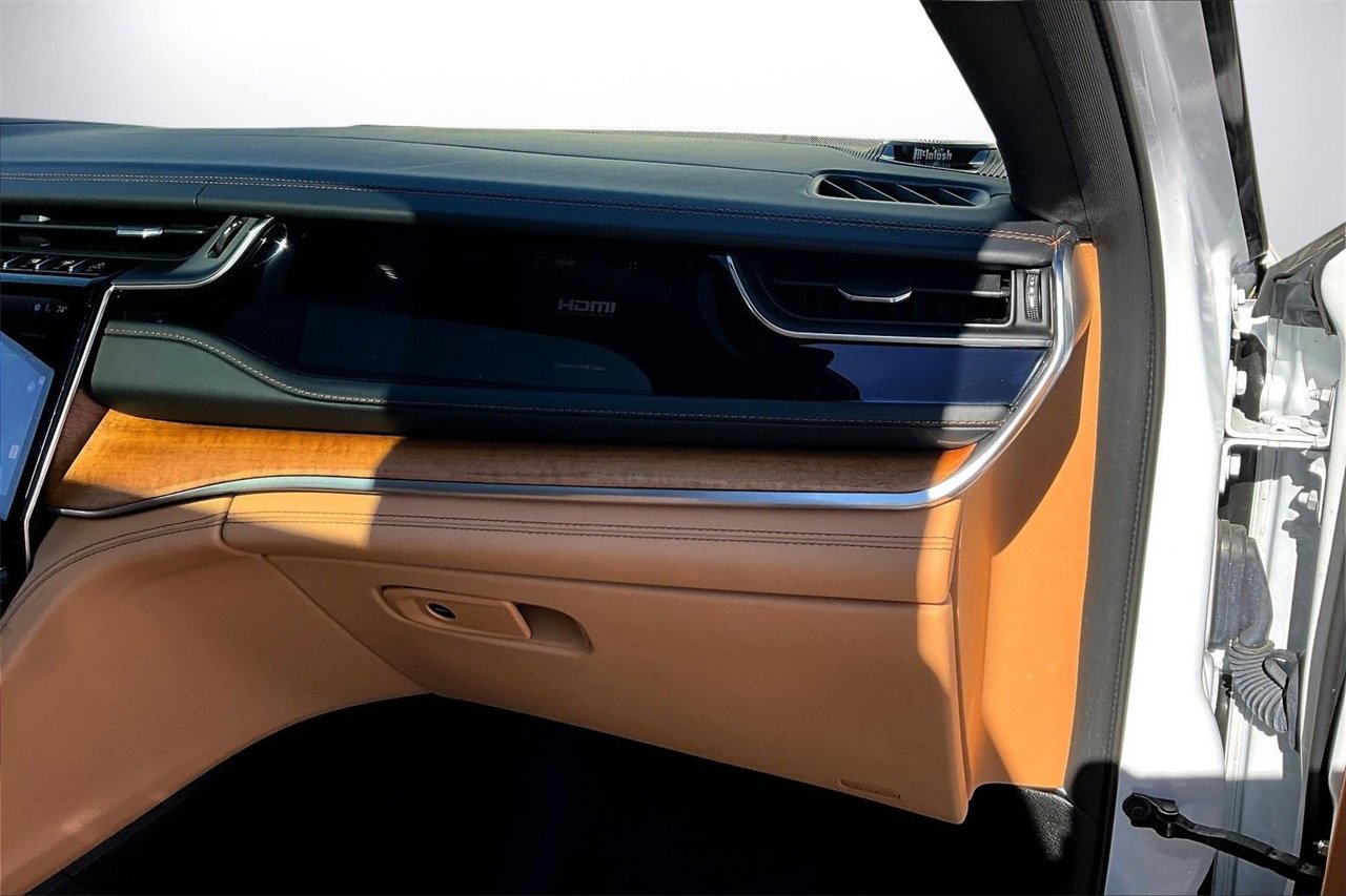 Certified 2023 Jeep Grand Cherokee L Summit image 20