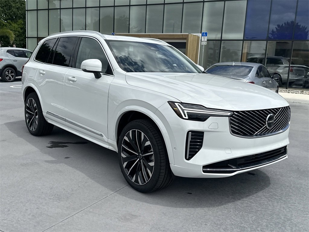 New 2025 Volvo XC90 T8 Plus w/ Protection Package Premier image 4