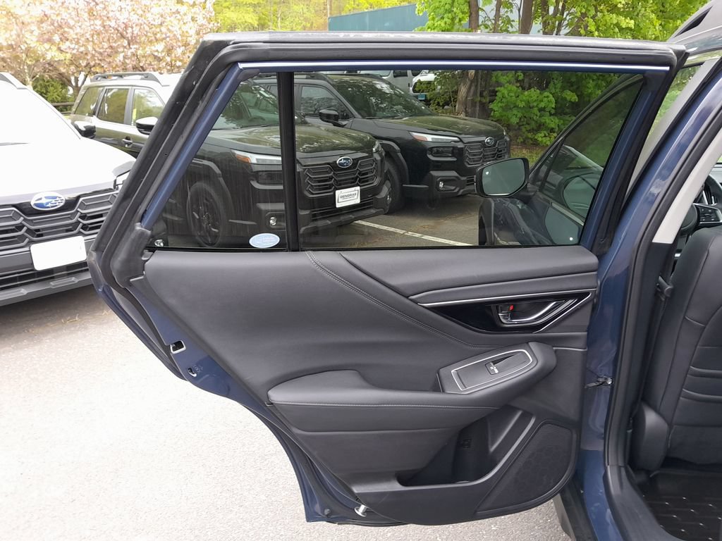 Used 2023 Subaru Outback Limited AWD/4WD image 30