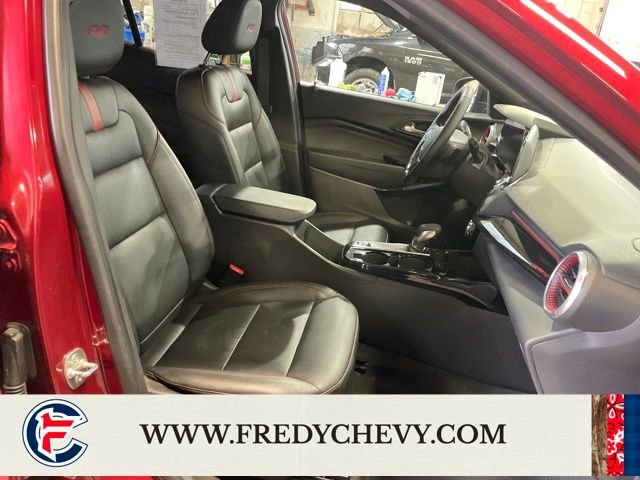 Certified 2024 Chevrolet Trax RS w/ Driver Confidence Package image 33