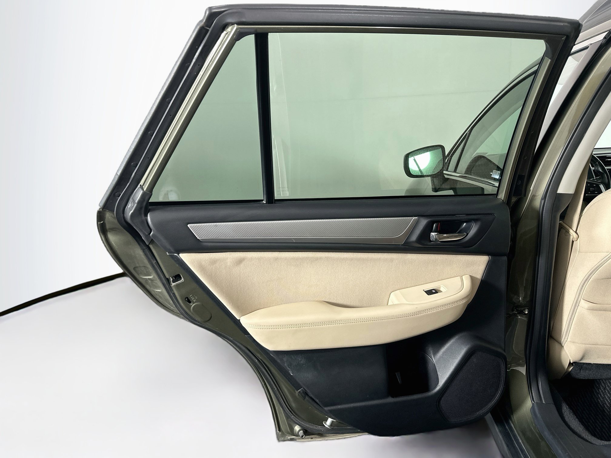 Used 2019 Subaru Outback 2.5i Premium AWD/4WD image 24