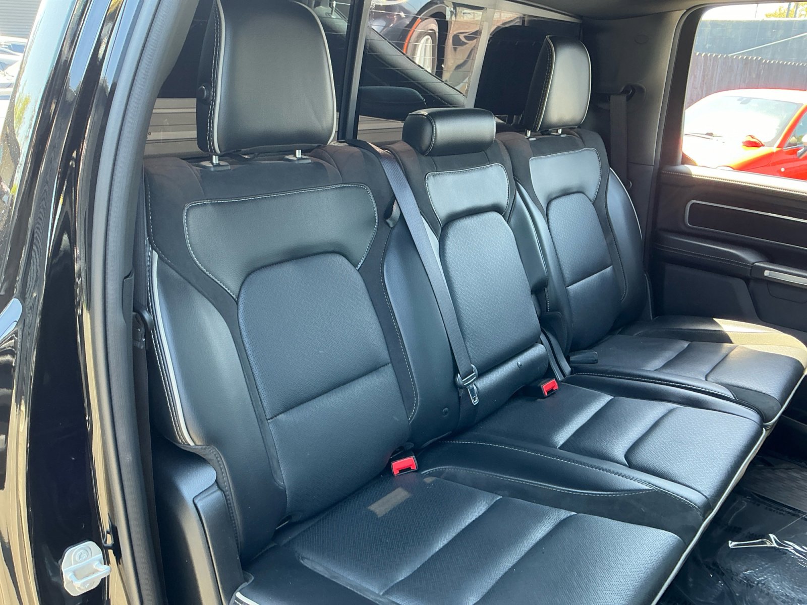 Used 2020 RAM 1500 Laramie image 19