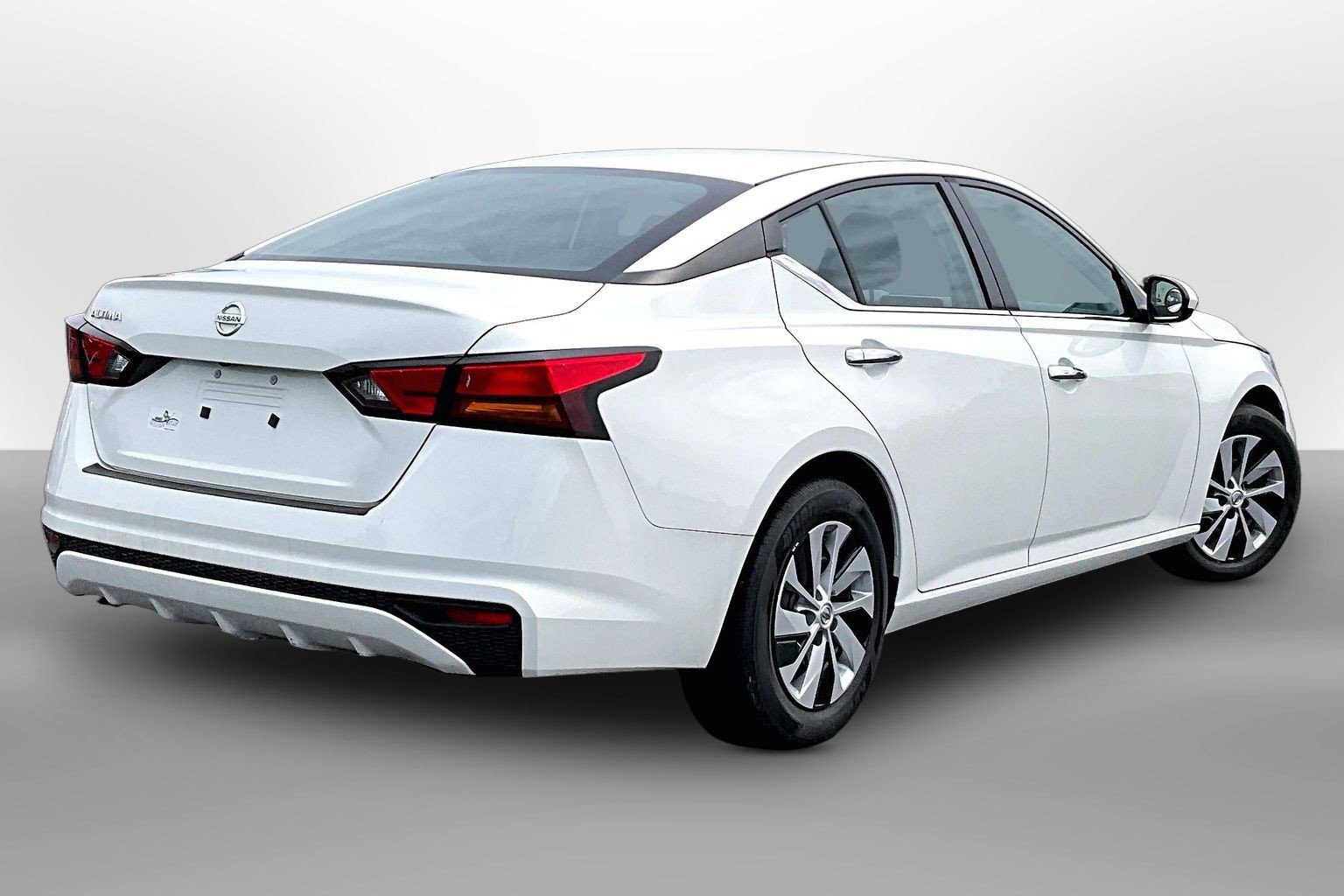 Used 2022 Nissan Altima 2.5 S FWD image 11