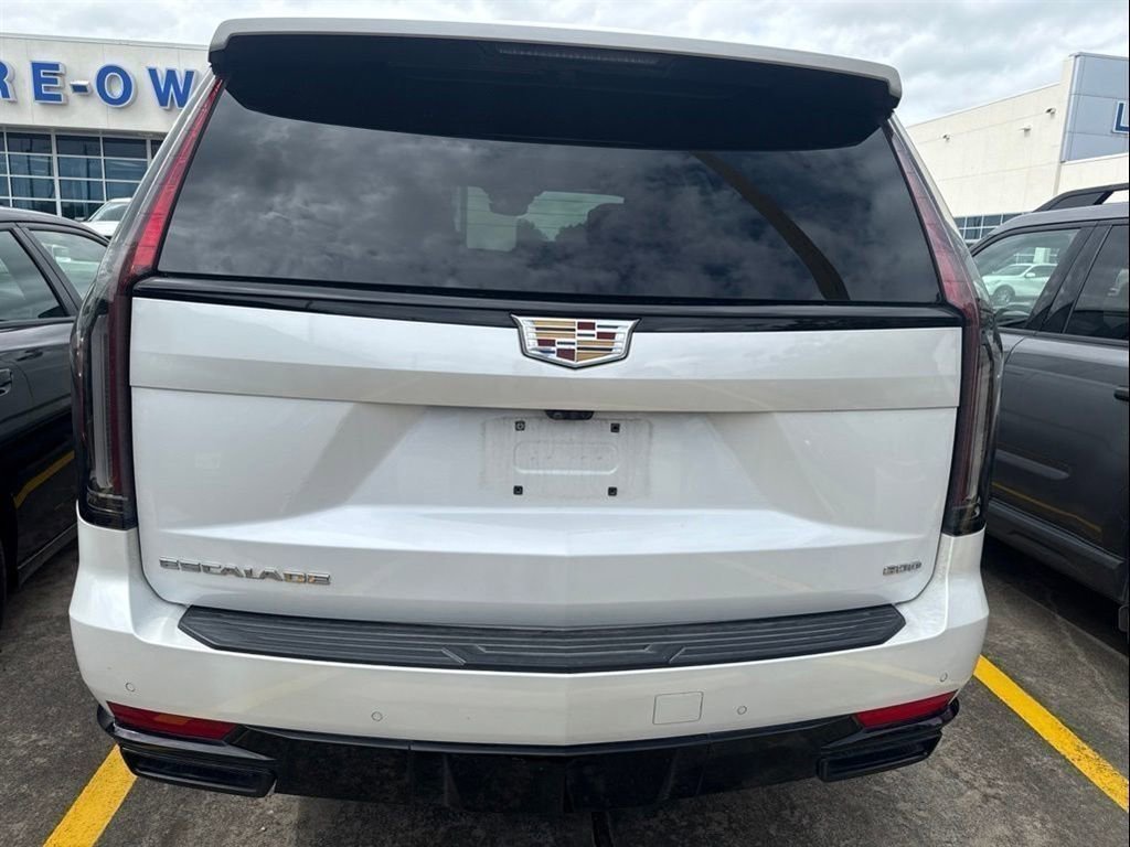 Used 2023 Cadillac Escalade Sport Platinum w/ Heavy-Duty Trailer Package RWD image 4