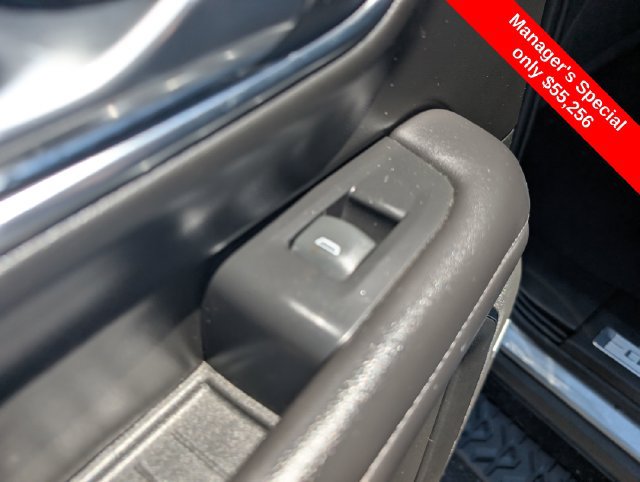 Used 2024 Chevrolet Tahoe Z71 w/ Luxury Package AWD/4WD image 12