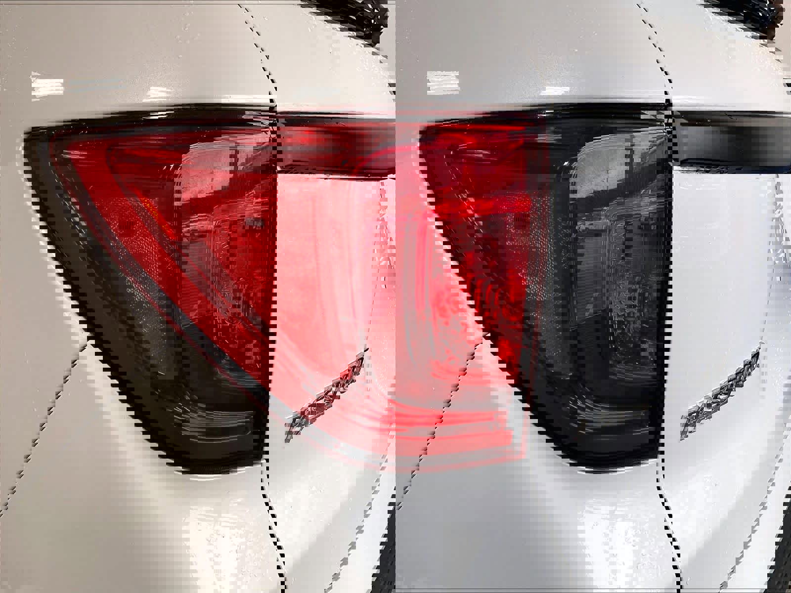 Used 2023 Honda Passport EX-L image 35