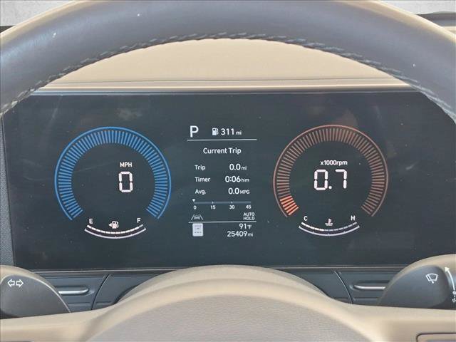 Used 2025 Hyundai Kona SEL FWD image 9