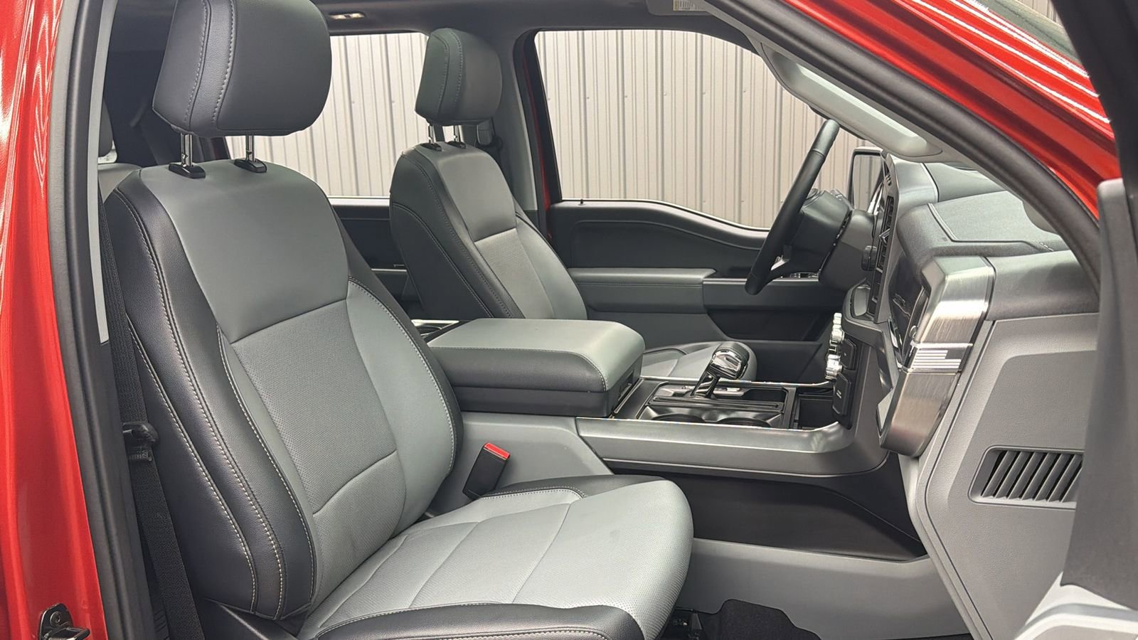 Used 2023 Ford F150 Lariat w/ Equipment Group 502A High AWD/4WD image 39