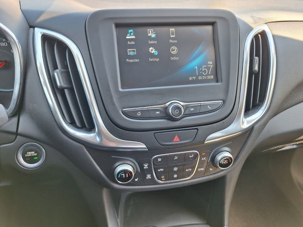 Used 2018 Chevrolet Equinox LT image 12