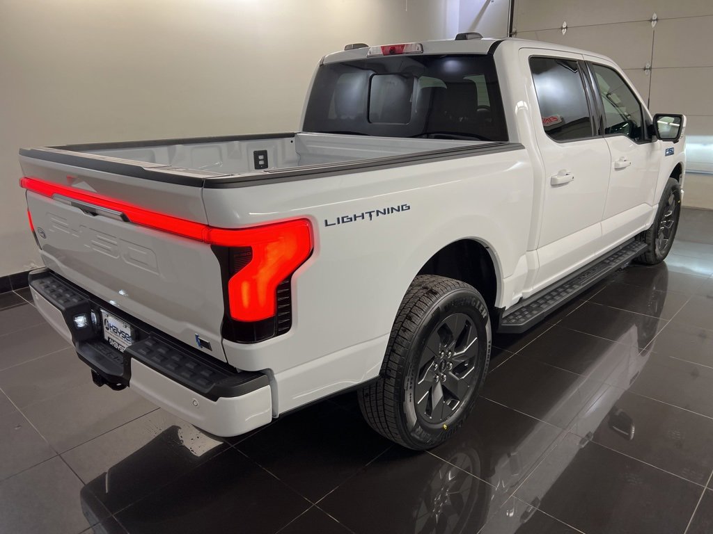 New 2025 Ford F150 Lightning Lariat image 6