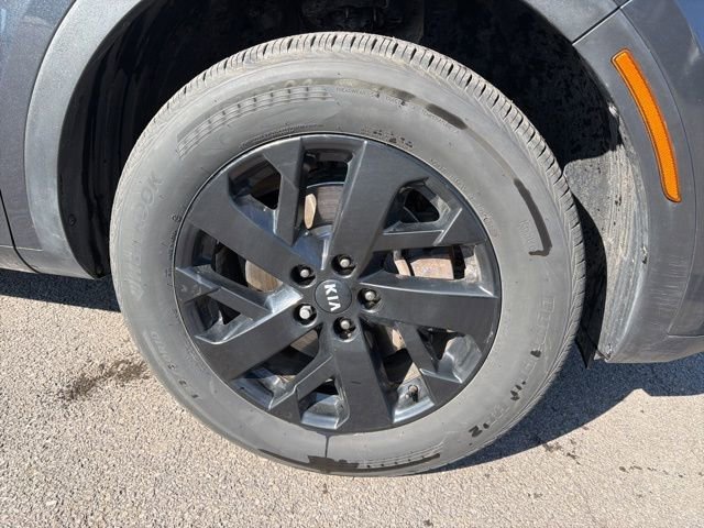 Used 2021 Kia Sorento S w/ Panoramic Sunroof Package image 9