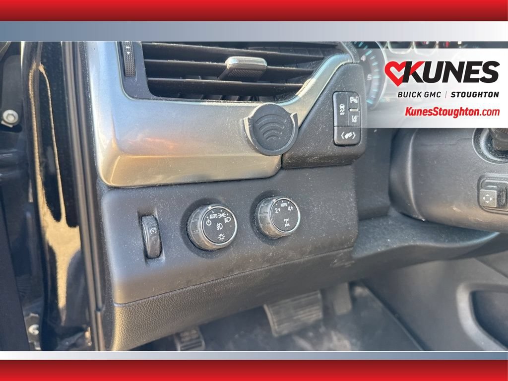 Used 2015 Chevrolet Tahoe LTZ AWD/4WD image 26