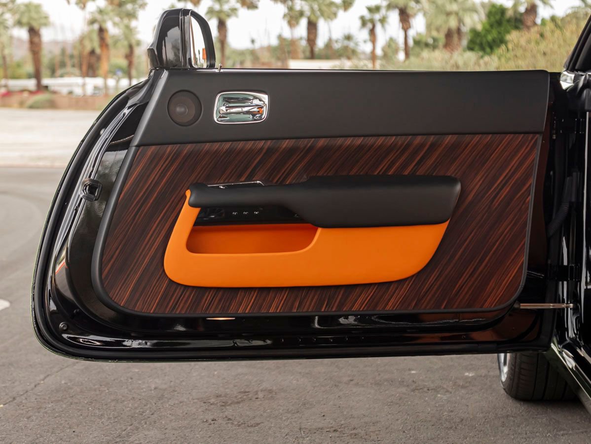 Used 2016 Rolls-Royce Dawn image 26