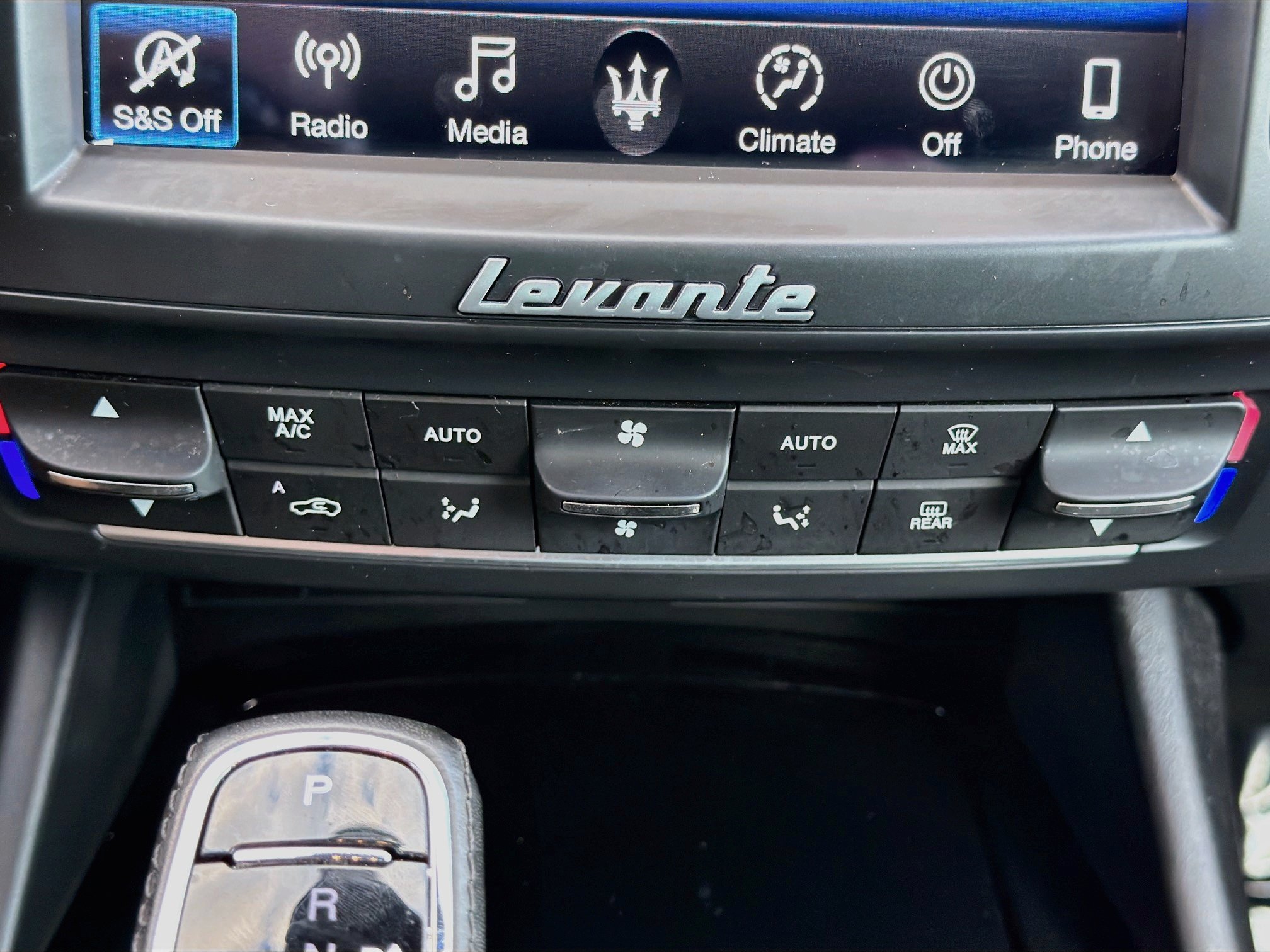 Used 2019 Maserati Levante S GranSport AWD/4WD image 33