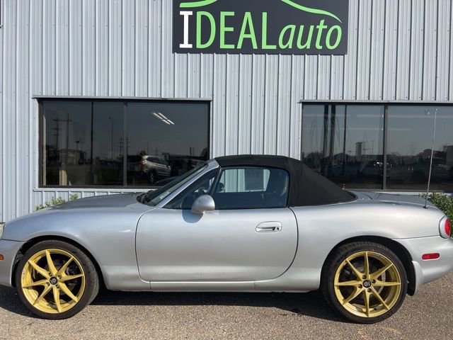 Used 2003 MAZDA MX-5 Miata