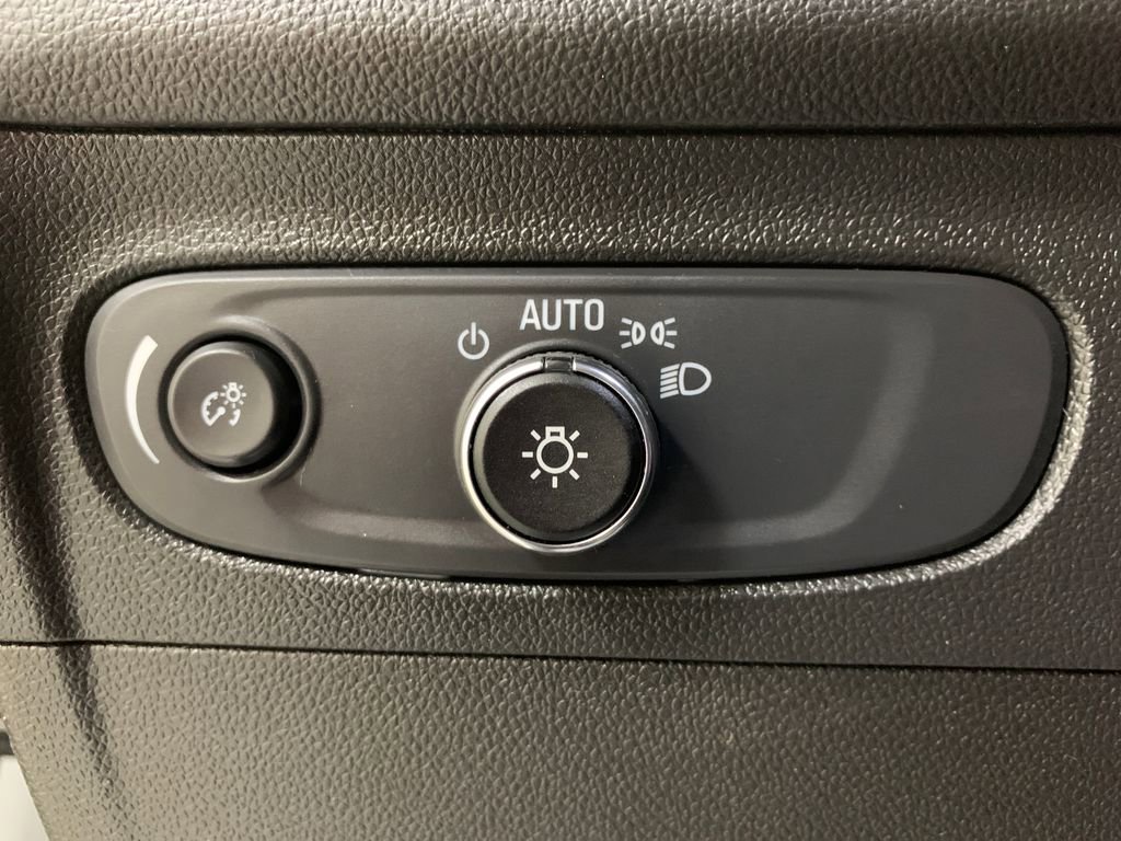 Used 2022 Buick Envision Preferred image 24