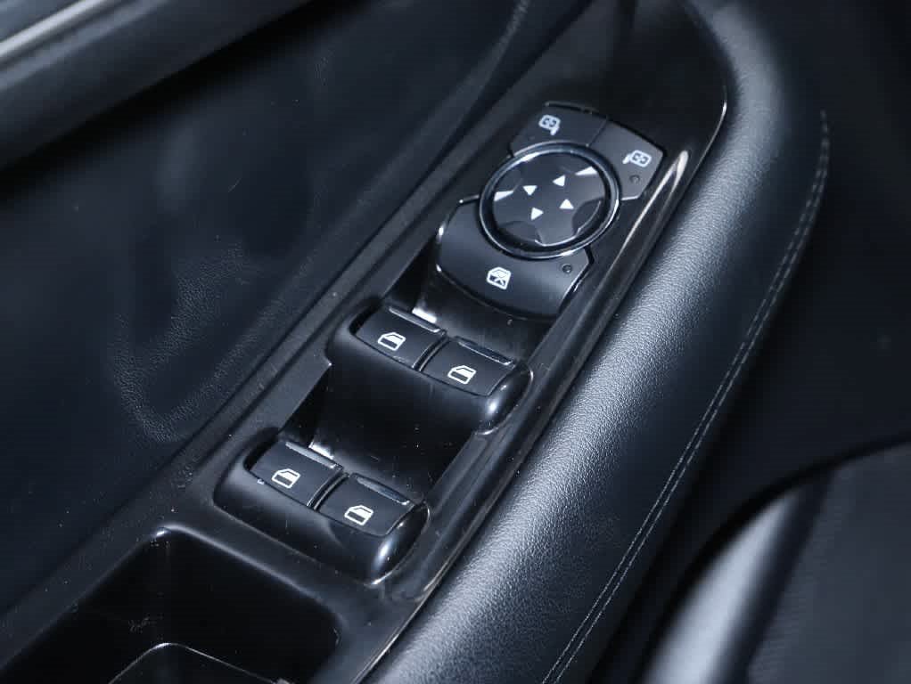 Used 2019 Ford Edge SEL w/ Equipment Group 201A AWD/4WD image 16