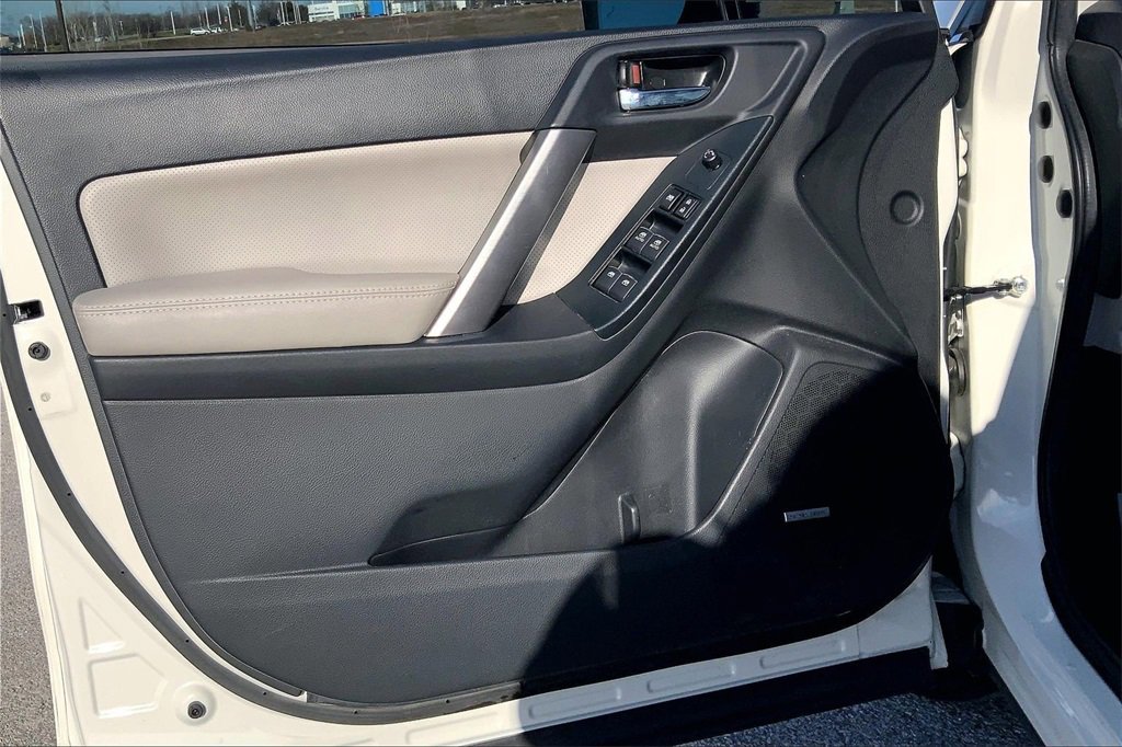 Used 2017 Subaru Forester 2.5i Limited image 19