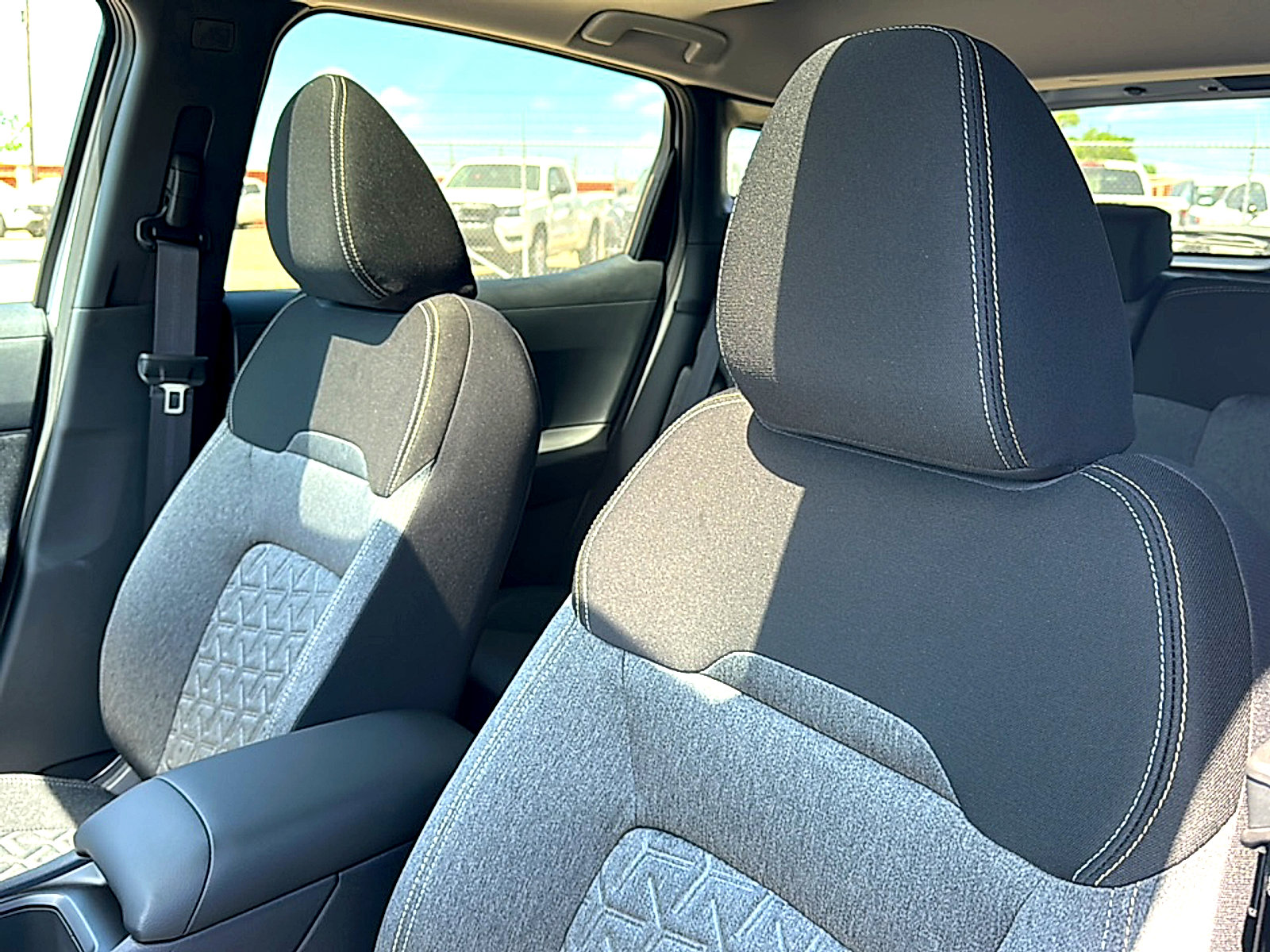 New 2026 Nissan Kicks SV w/ SV Premium Package image 21