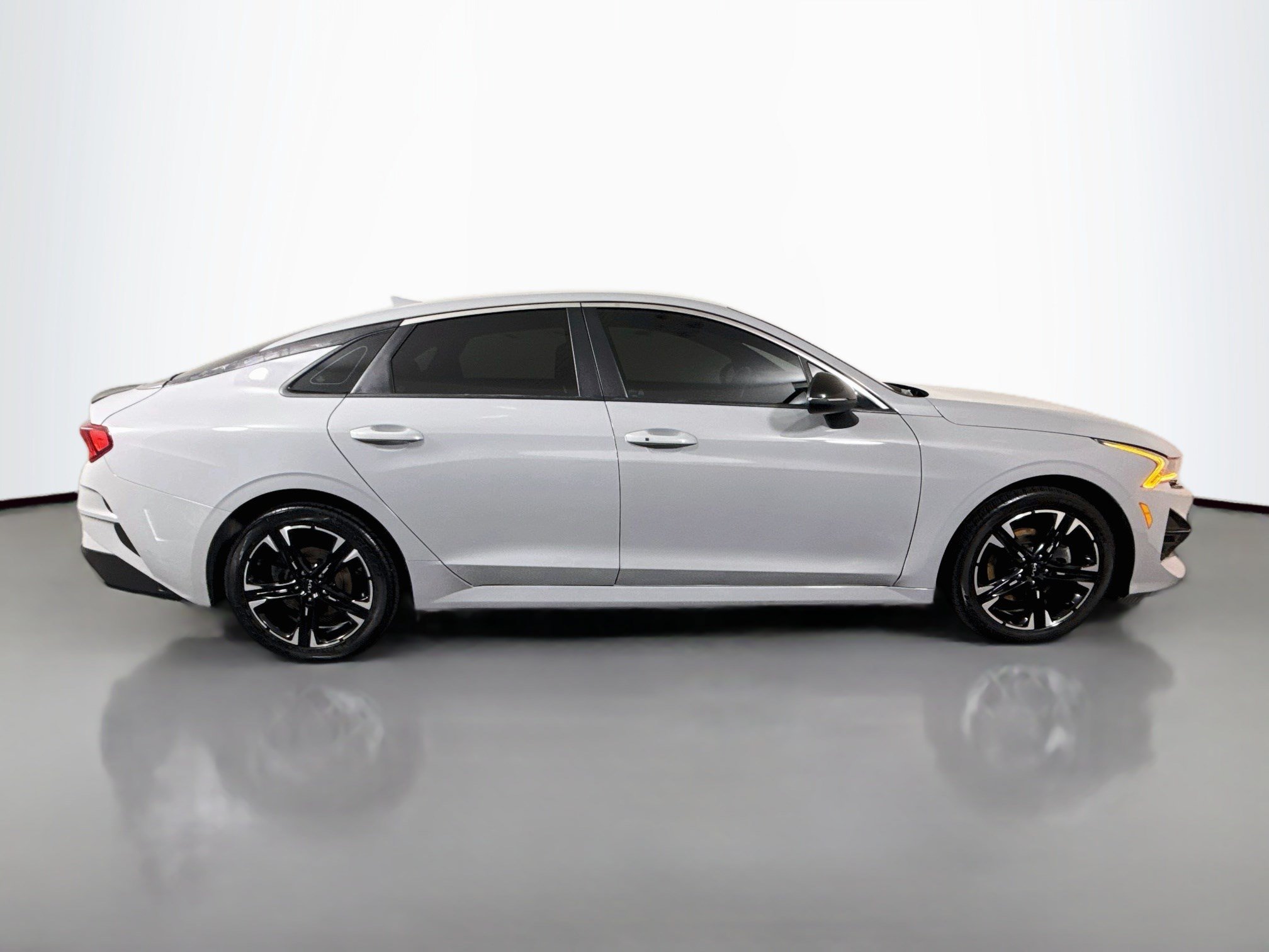 Used 2023 Kia K5 GT-Line w/ GT-Line Premium Package AWD/4WD image 11