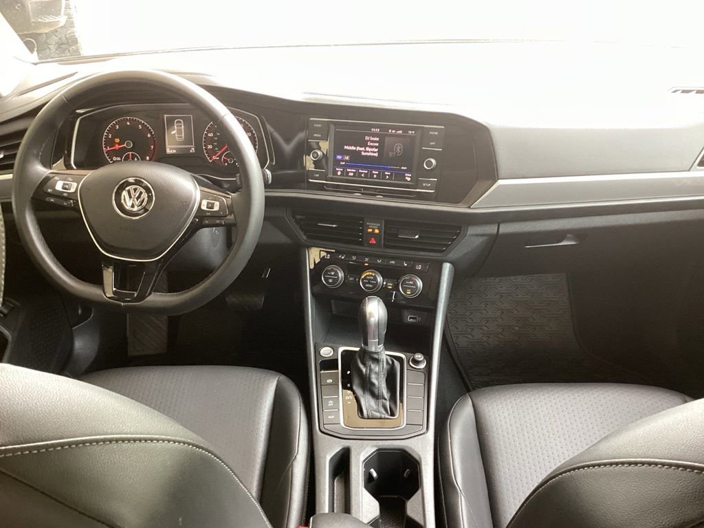 Used 2019 Volkswagen Jetta SE w/ Cold Weather Package FWD image 38