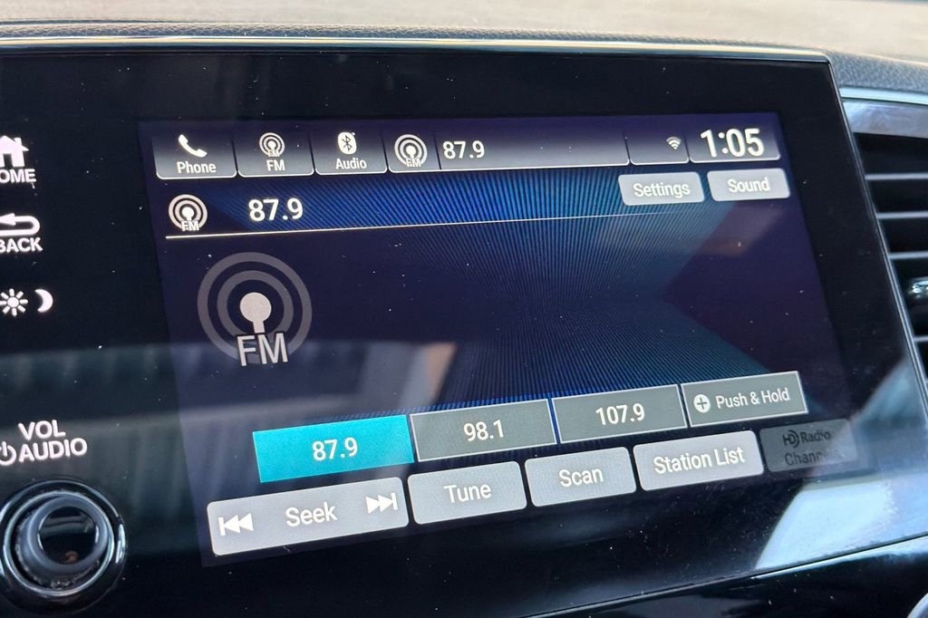 Certified 2023 Honda Passport EX-L image 17