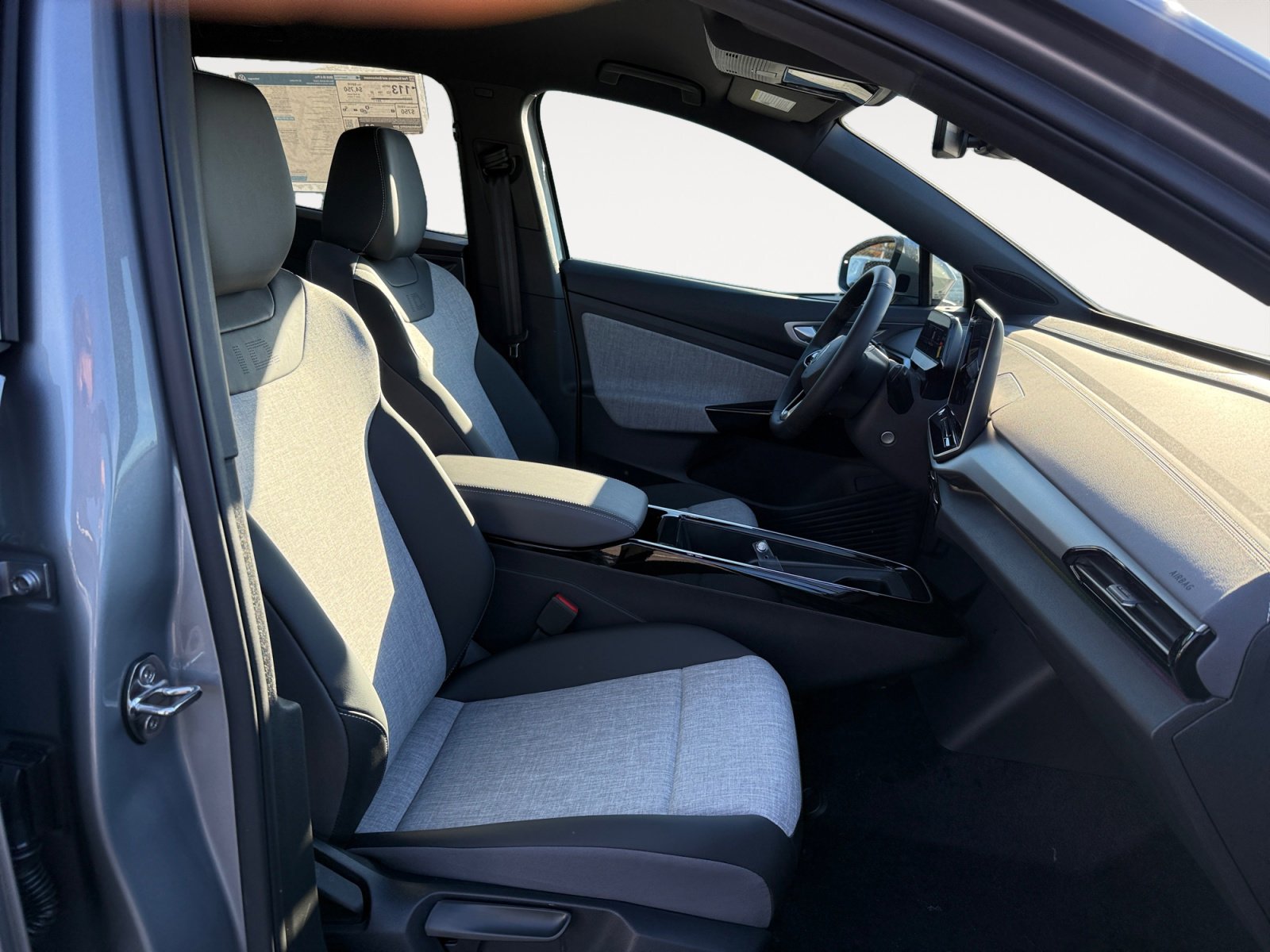 New 2026 Volkswagen ID.4 Pro RWD image 19
