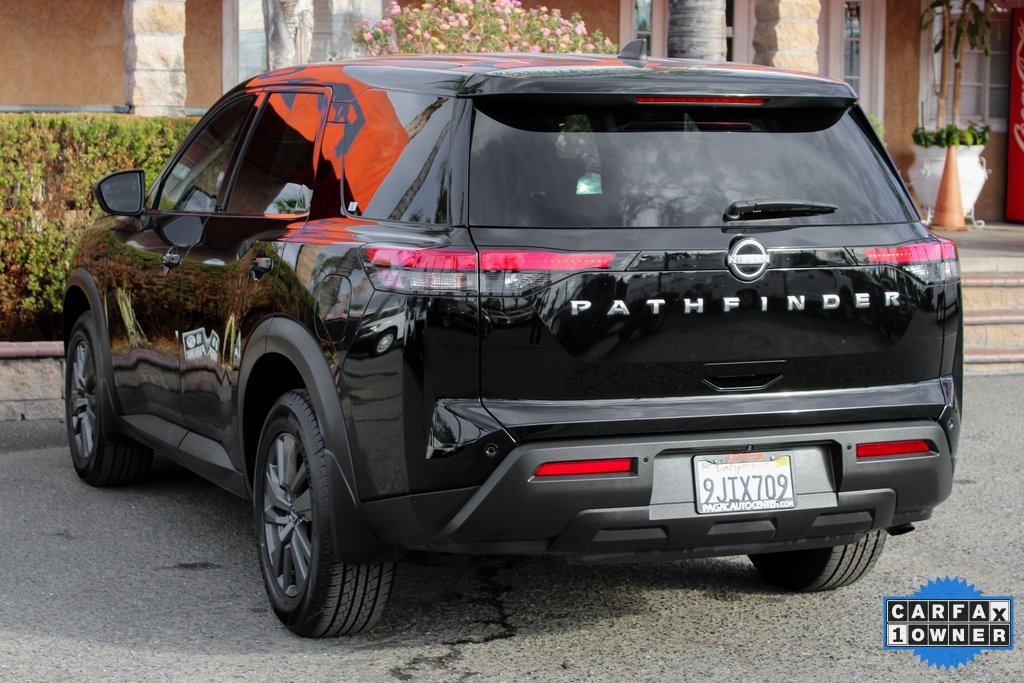 Used 2024 Nissan Pathfinder S image 6