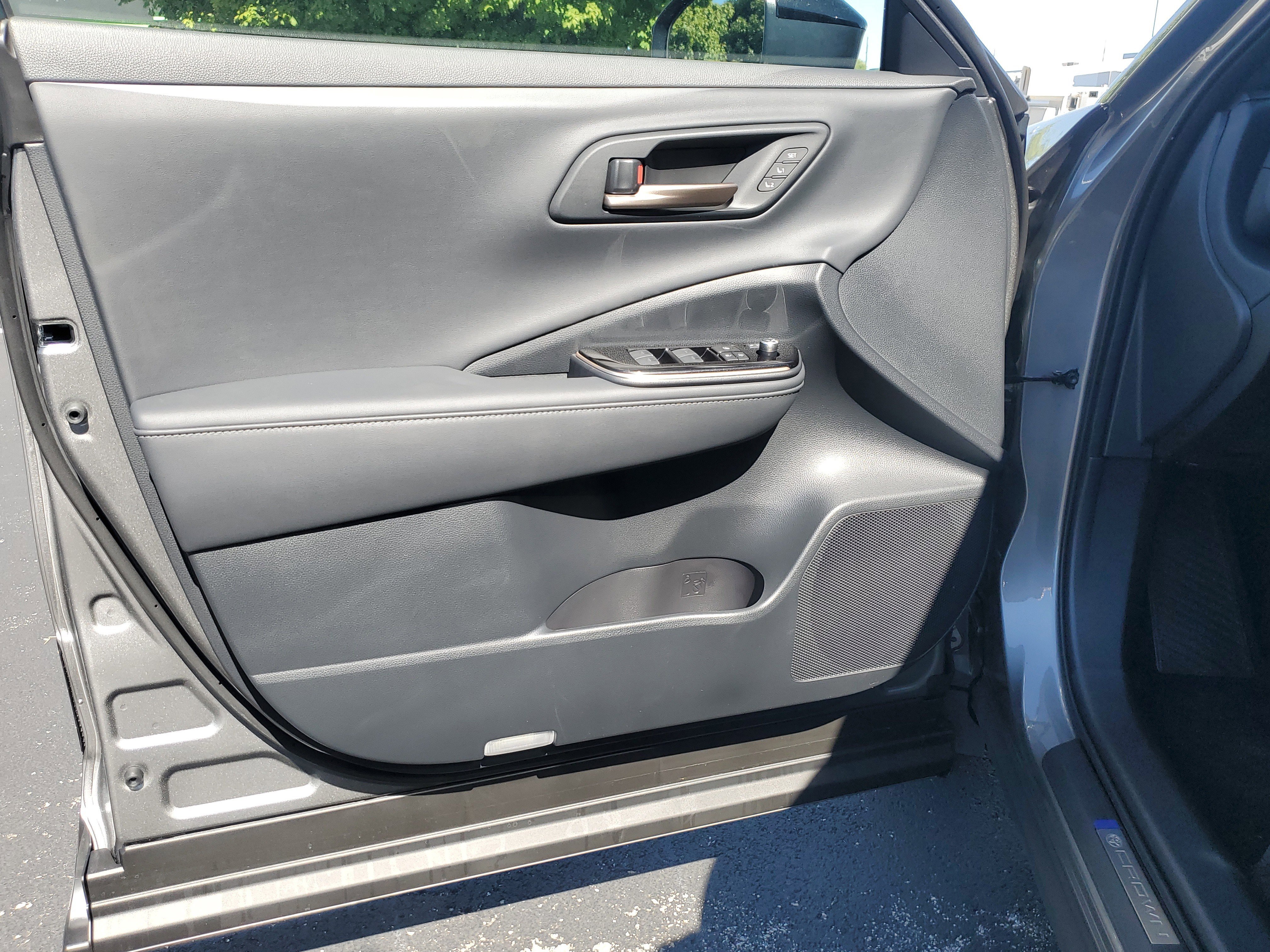 New 2026 Toyota Crown Platinum image 17